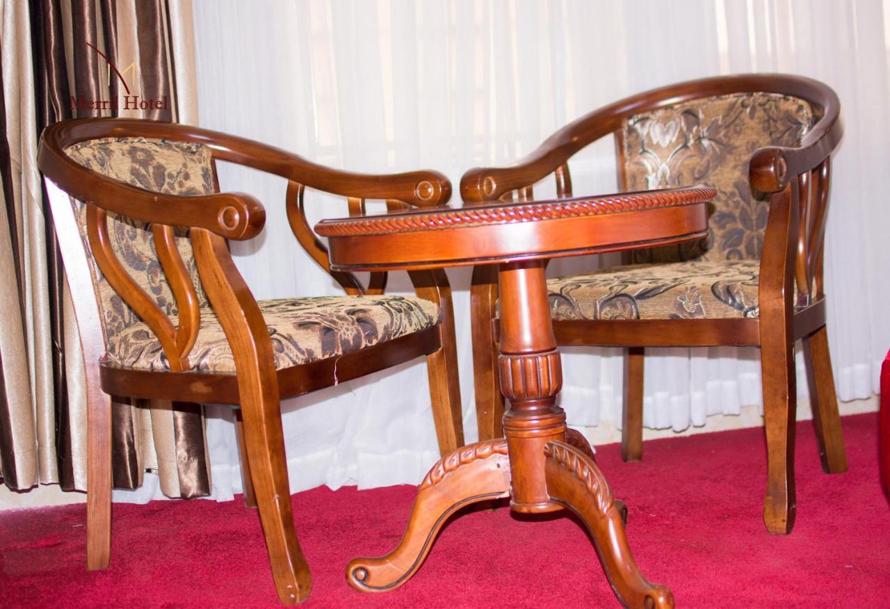 Merril Hotel Елдорет Екстериор снимка